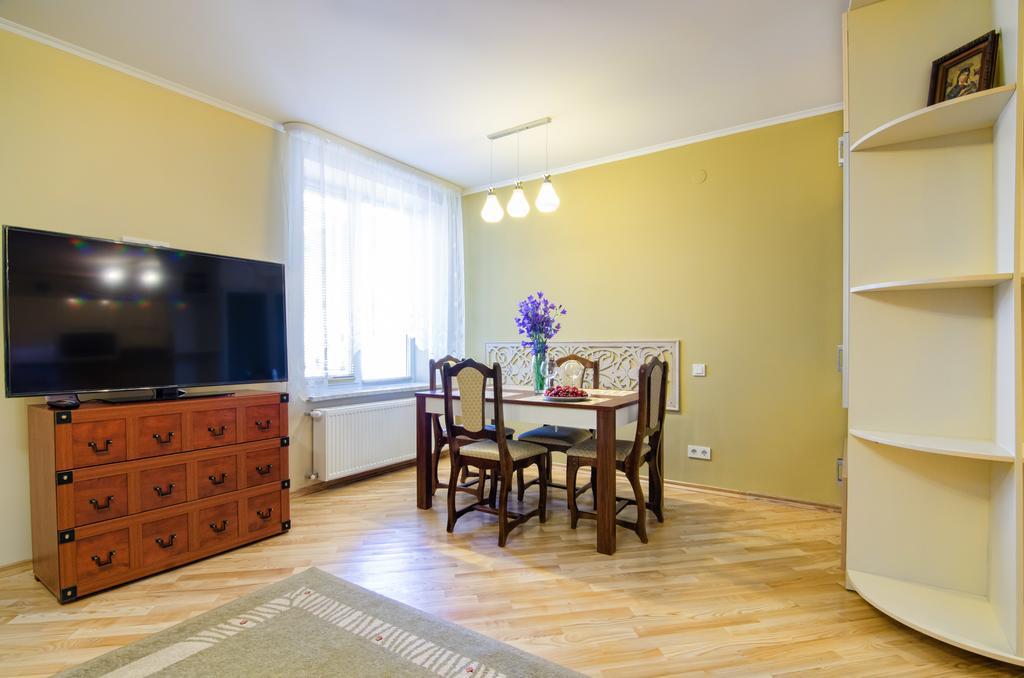 Apartment On Svobody 利沃夫 外观 照片